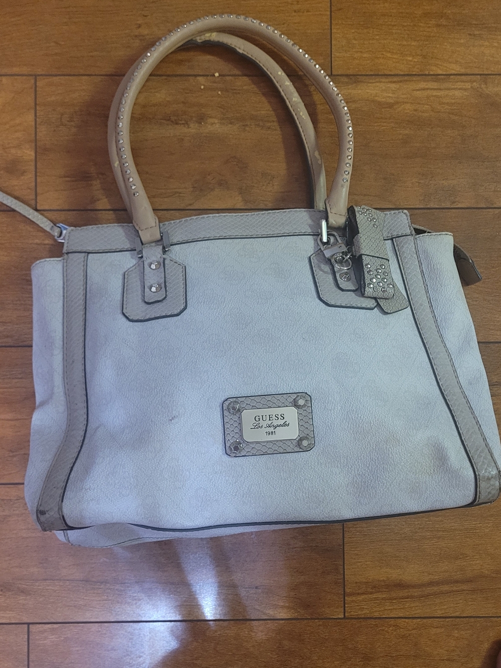 Guess Two-Tone Tan and Cream Shoulder Bag